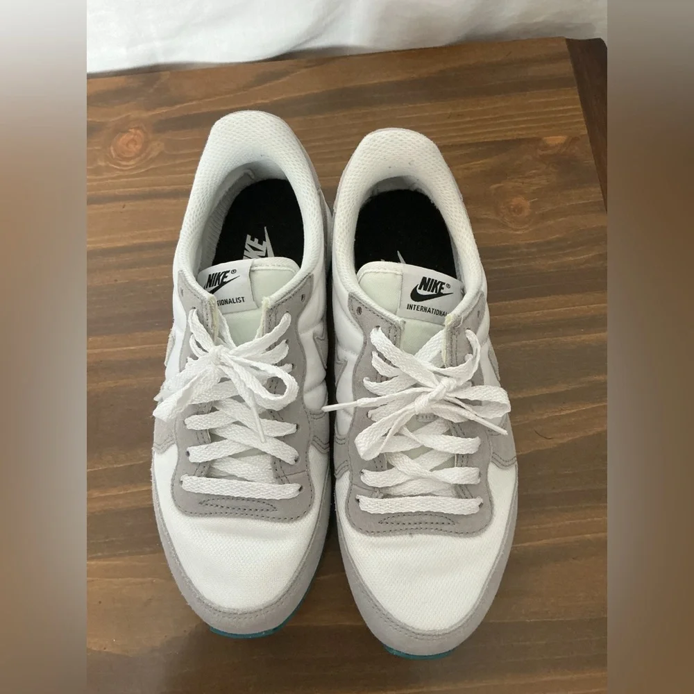 Nike Kids White and Gray Sneakers
